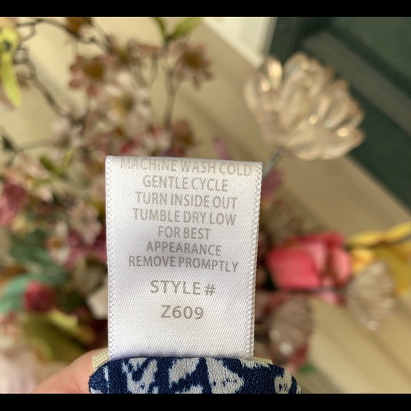 Lily Bleu Girls Sleeveless Top-Size Small (7/8) - Picture 6 of 7